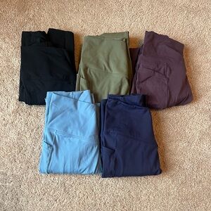 Lot of Halara Leggings (Softlyzero™ Crossover Pocket Plain Leggings) 7/8 Length
